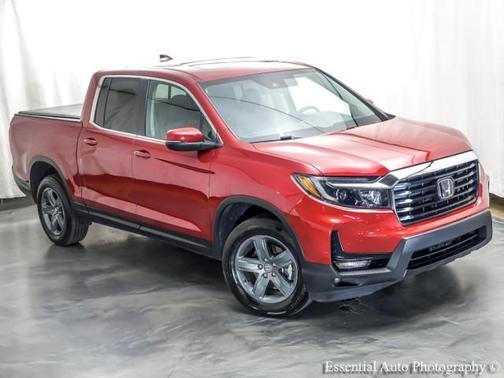 Radiant Red Metallic II 2023 Honda Ridgeline RTL
