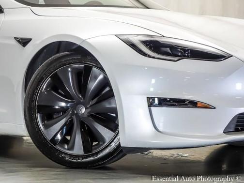 2024 Tesla Model S Base