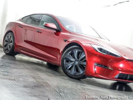 2023 Tesla Model S HW4
