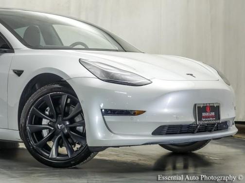 Pearl White Multi 2019 Tesla Model 3 Standard Range Plus