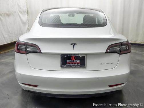 2022 Tesla Model 3 Long Range