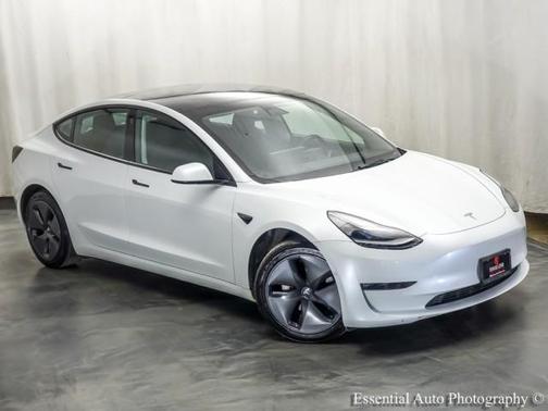 2022 Tesla Model 3 Long Range