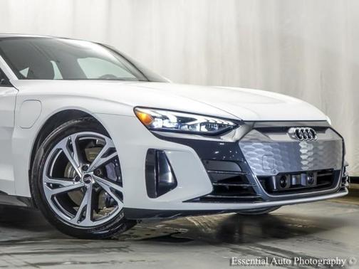2022 Audi e-tron GT Premium Plus