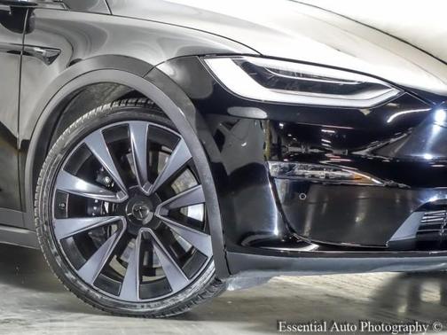 2022 Tesla Model X Plaid