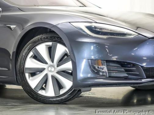 2020 Tesla Model S Long Range Plus
