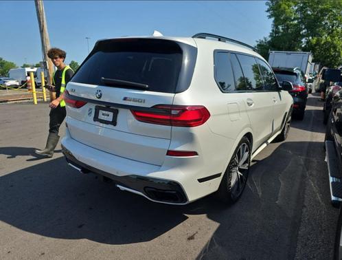 2021 BMW X7 M50i