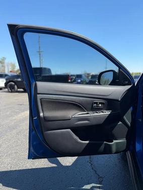 2017 Mitsubishi Outlander Sport 2.0 LE