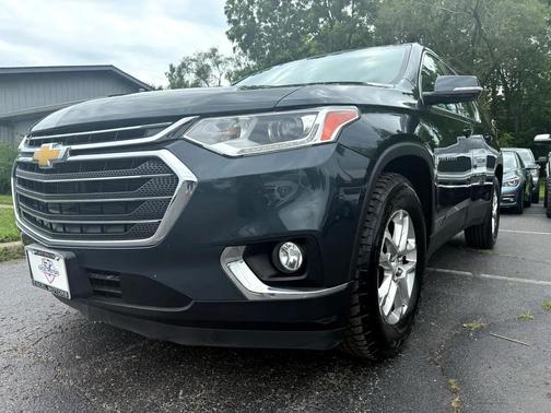 2018 Chevrolet Traverse LT Cloth