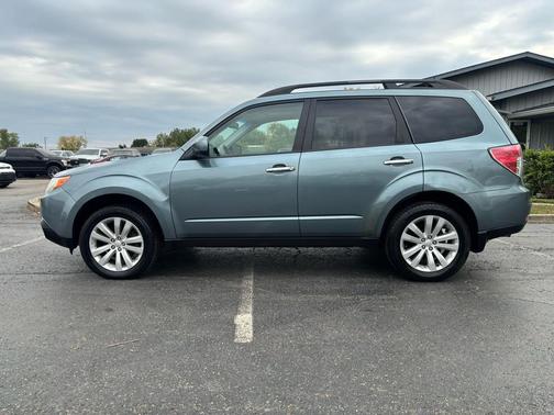 2011 Subaru Forester 2.5 X Premium