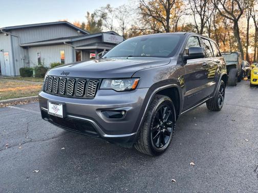 2019 Jeep Grand Cherokee Altitude