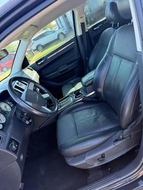 2010 Chrysler 300 Touring/Signature/Executive Series