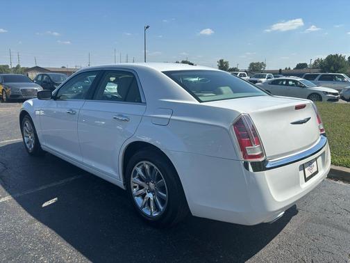 2012 Chrysler 300 S