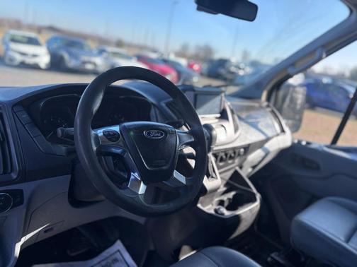 2017 Ford Transit-250 Base