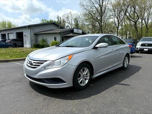 2014 Hyundai SONATA GLS
