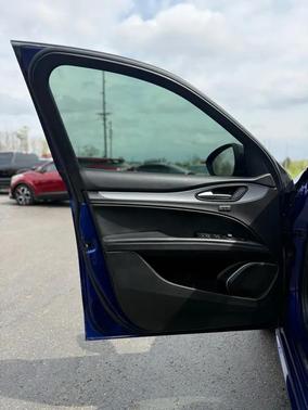 2021 Alfa Romeo Stelvio Ti Sport
