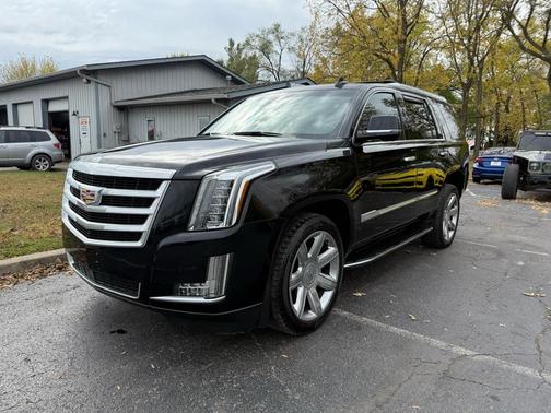 2016 Cadillac Escalade Luxury