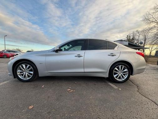 2016 INFINITI Q50 3.0T Premium