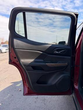 2017 GMC Acadia SLE-2