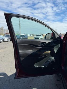 2017 GMC Acadia SLE-2