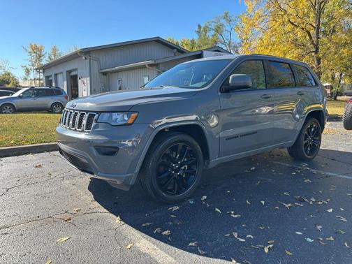 2020 Jeep Grand Cherokee Altitude