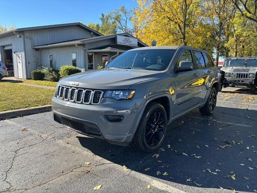 2020 Jeep Grand Cherokee Altitude