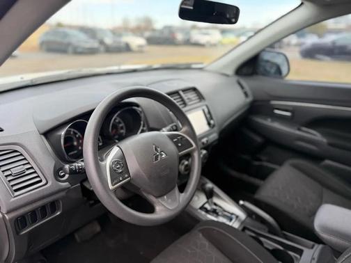 2020 Mitsubishi Outlander Sport 2.0 ES