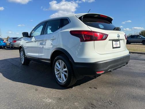 2018 Nissan Rogue Sport S