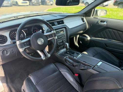 Not Specified 2014 Ford Mustang V6 Premium