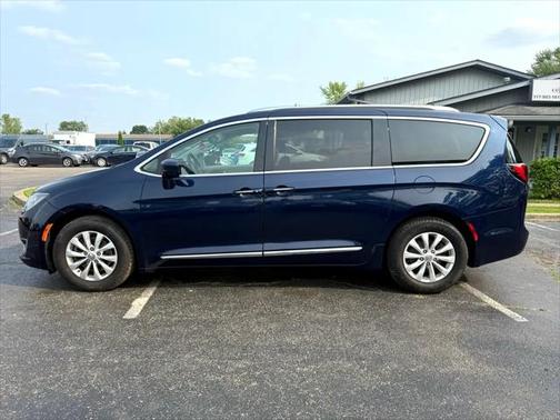 2018 Chrysler Pacifica Touring-L