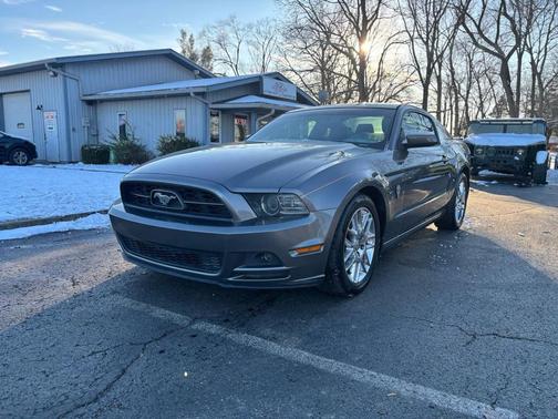 2014 Ford Mustang V6 Premium