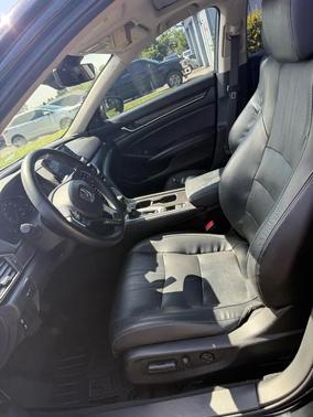 Crystal Black Pearl 2018 Honda Accord EX-L