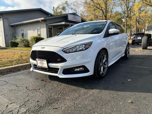 2017 Ford Focus ST