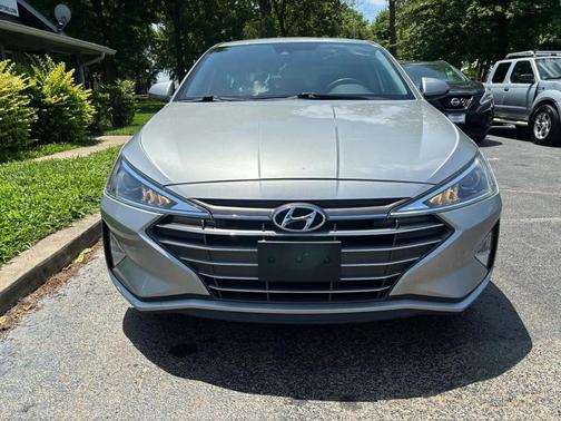 Stellar Silver 2020 Hyundai ELANTRA Limited