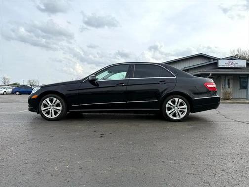 2011 Mercedes-Benz E-Class 4MATIC