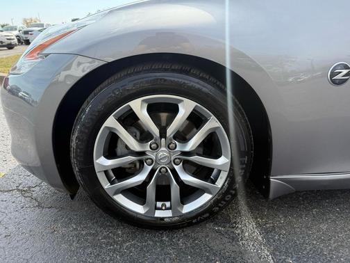 2010 Nissan 370Z Touring