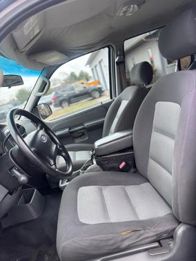 2005 Ford Explorer Sport Trac XLS