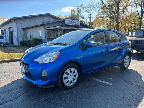 2013 Toyota Prius c One