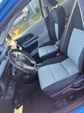 2013 Toyota Prius c One