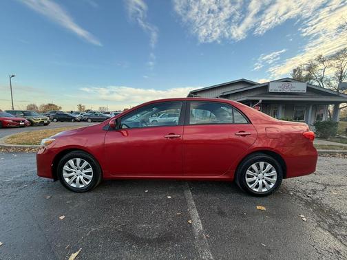 2012 Toyota Corolla LE