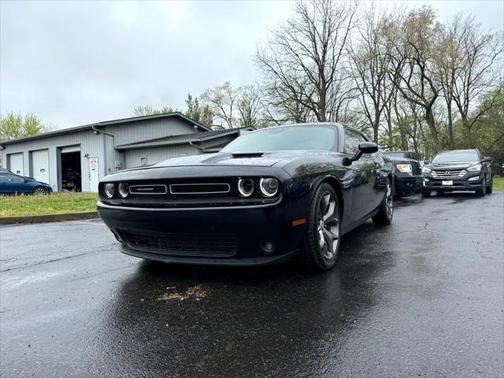 2015 Dodge Challenger SXT Plus