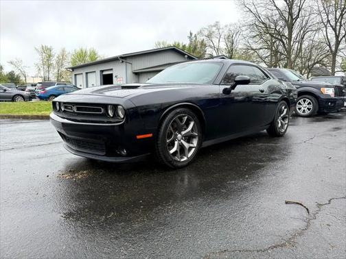 2015 Dodge Challenger SXT Plus