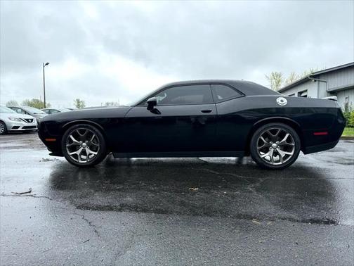 2015 Dodge Challenger SXT Plus