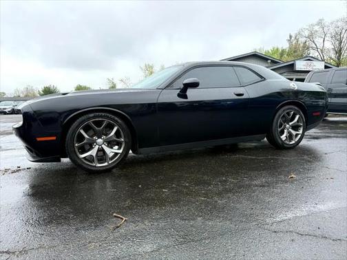 2015 Dodge Challenger SXT Plus