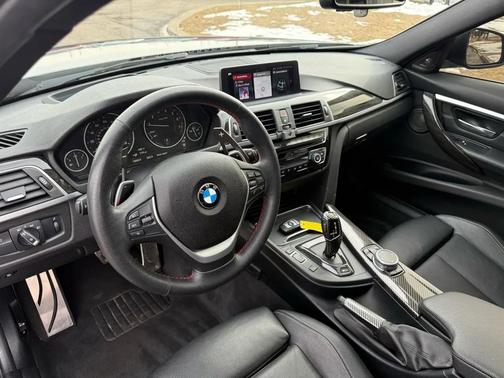 2017 BMW 330e iPerformance