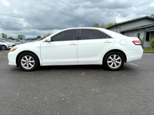 2010 Toyota Camry LE