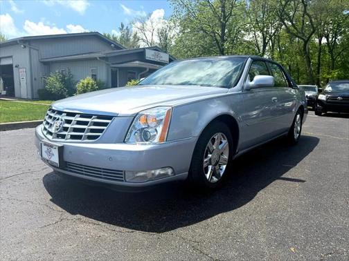 2006 Cadillac DTS Base