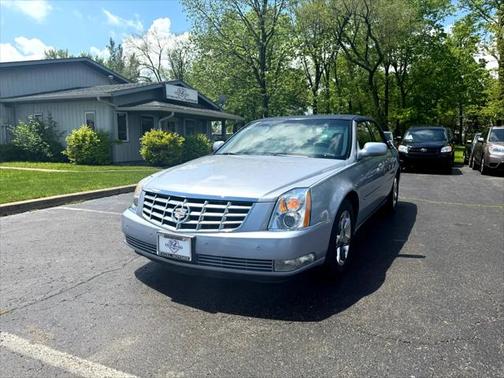 2006 Cadillac DTS Base