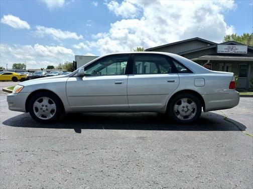 2003 Toyota Avalon XL