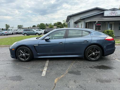 2011 Porsche Panamera 4