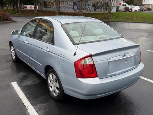 2005 Kia Spectra LX